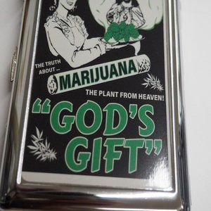 Cool Gods Gift Cigarette Case With Built In Butane Lighter